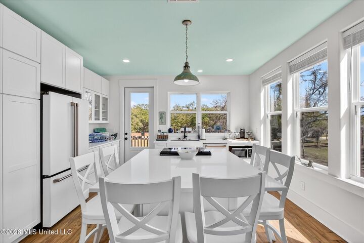 Property Photo: 218 West Avenue MS 39560