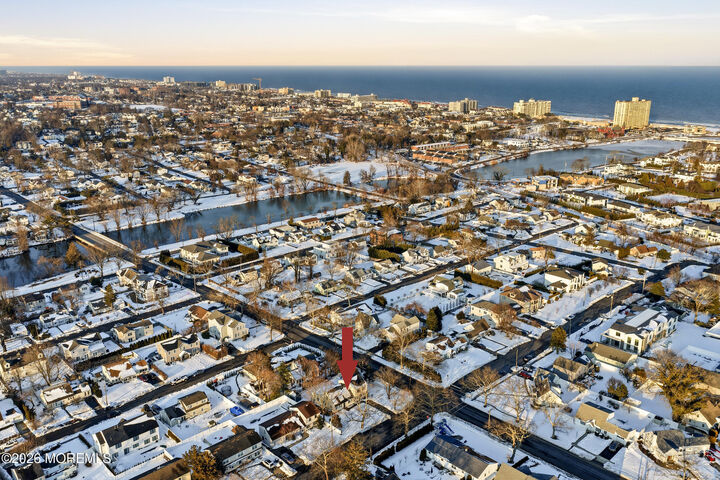 Property Photo:  265 Highland Avenue  NJ 07740 