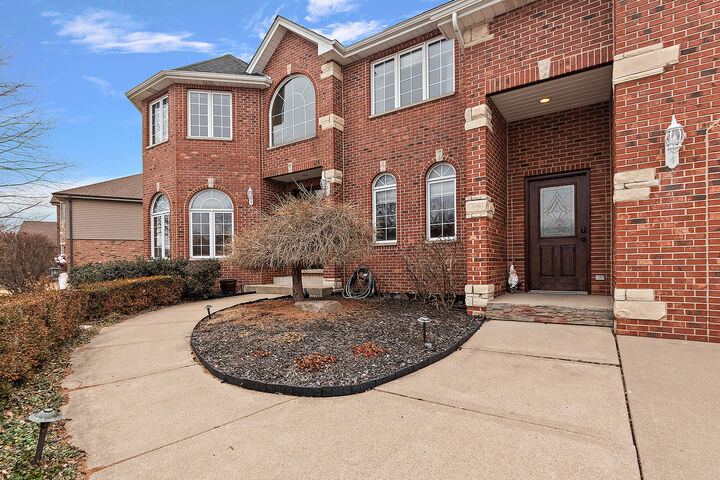 Property Photo:  7832 Joliet Drive S  IL 60477 