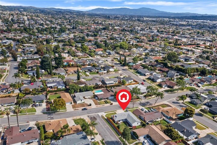 Property Photo:  1221 N Orange  CA 90631 