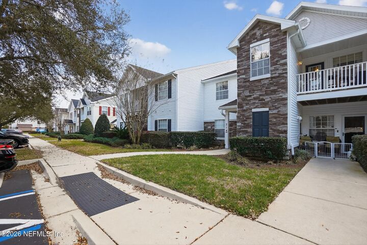 Property Photo: 575 Oakleaf Plantation Parkway 714 FL 32065