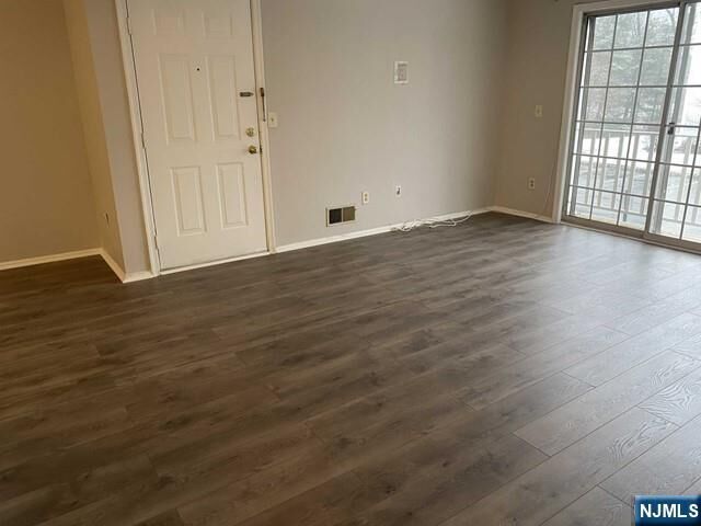 Property Photo:  126 Raintree Lane  NJ 07430 