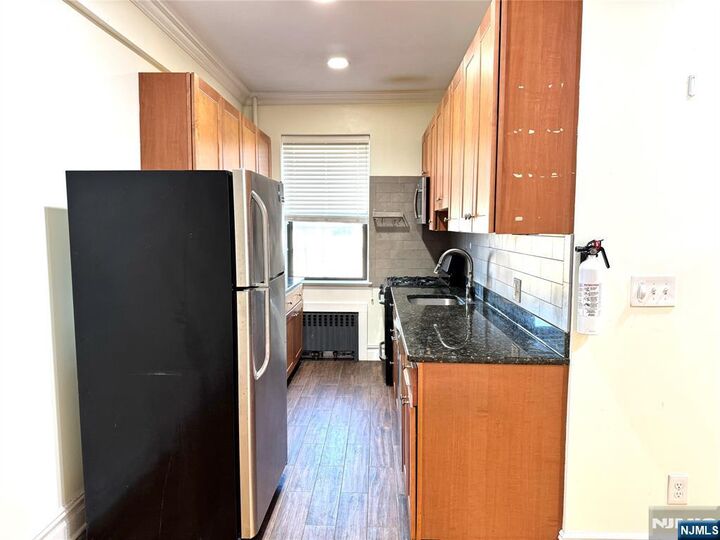 Property Photo:  855 Broad Avenue 58  NJ 07657 