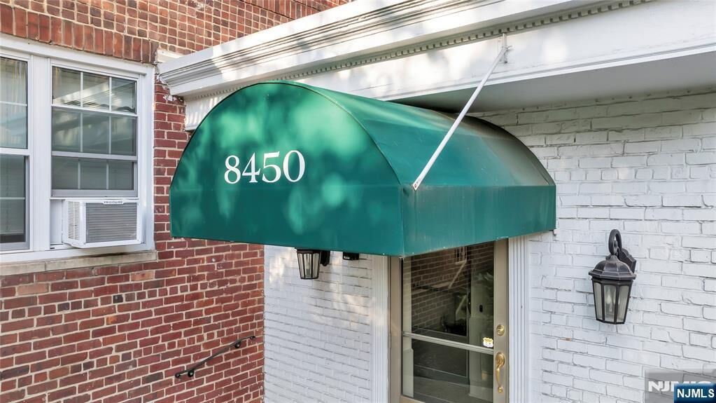 Property Photo:  8450 Boulevard East 4F  NJ 07047 