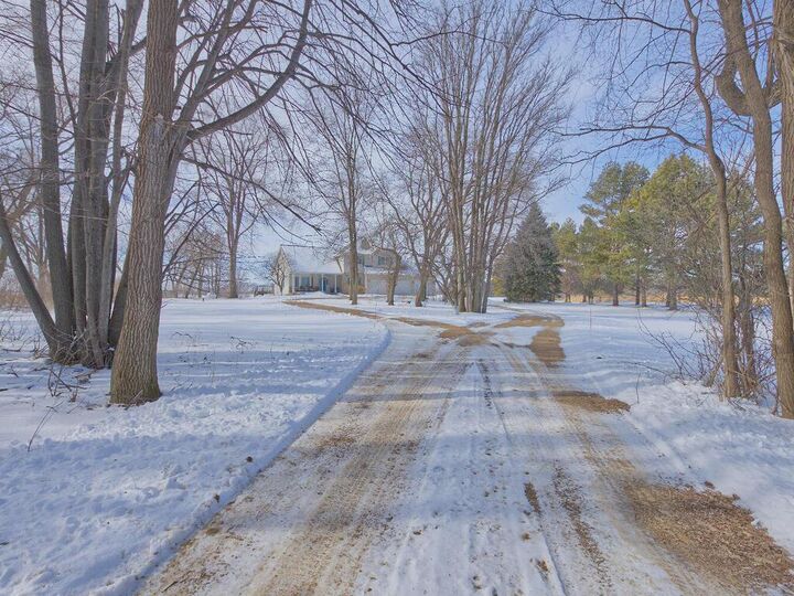 Property Photo: 2660 Vega Avenue MN 55360