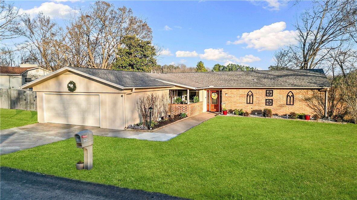 Property Photo: 8464 Par Lane AR 72756