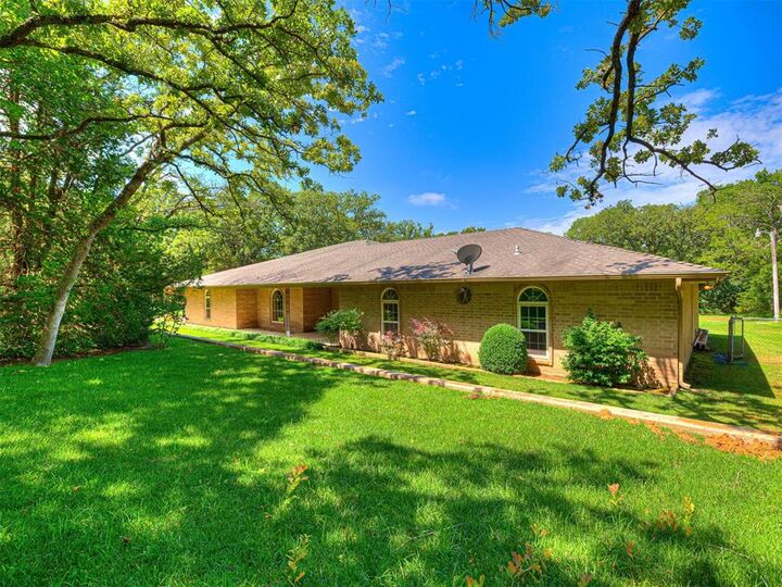 Property Photo:  3616 Flora Drive  OK 73026 