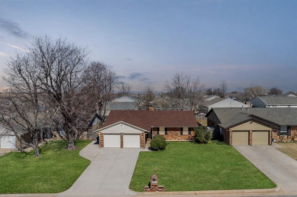 Property Photo:  10445 Birkenhead Road  OK 73099 