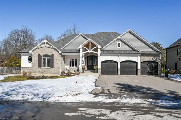 Property Photo: 747 Vernon Place ON L9G 3H4