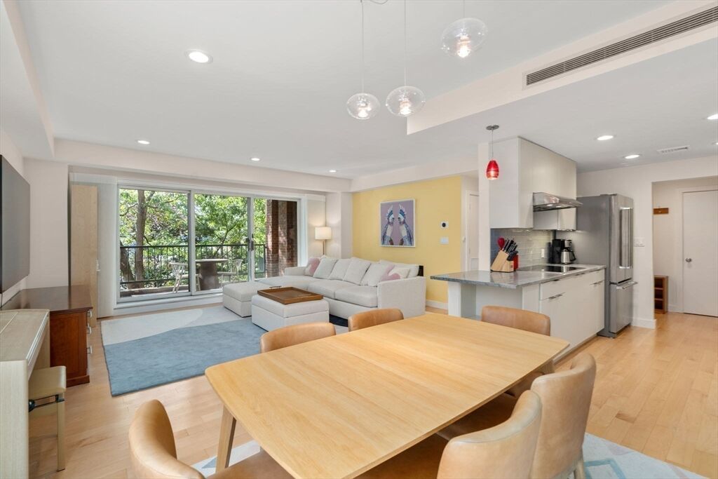 Property Photo: 130 Mount Auburn St 309 MA 02138