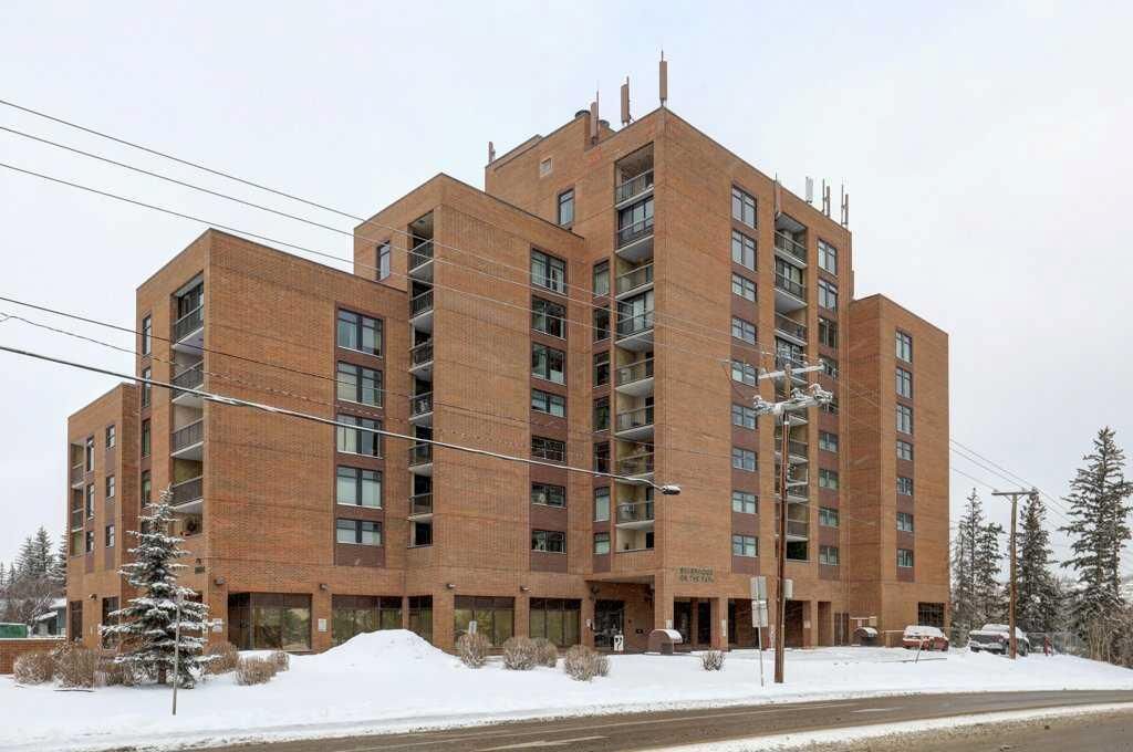 Property Photo:  8604 48 Avenue NW 811  AB T3B 5E6 