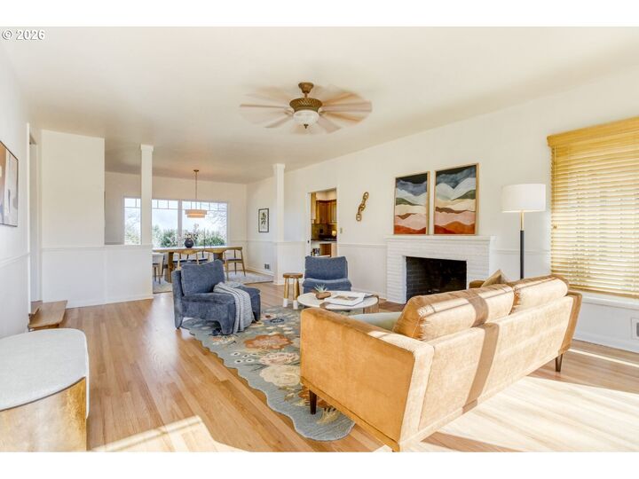 Property Photo: 12525 SE Ridgecrest Rd OR 97086