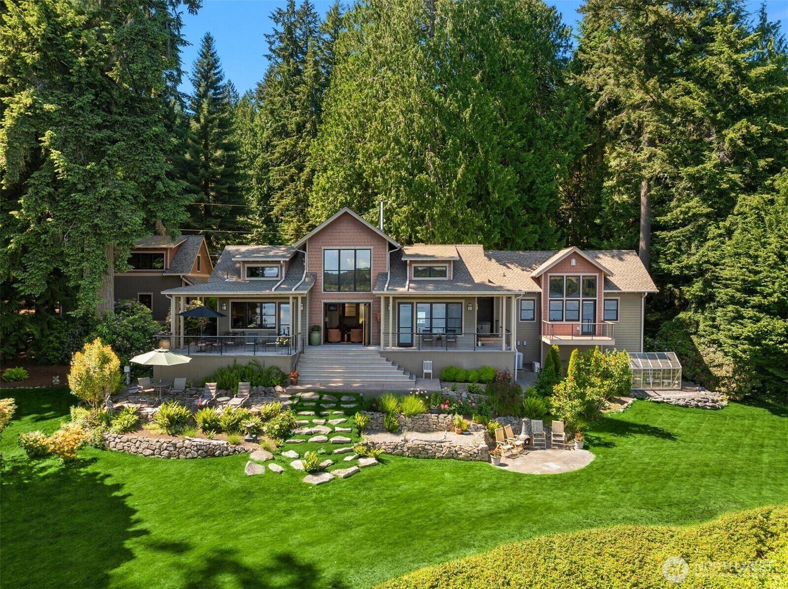 Property Photo: 15550 Sandy Hook Rd NE WA 98370