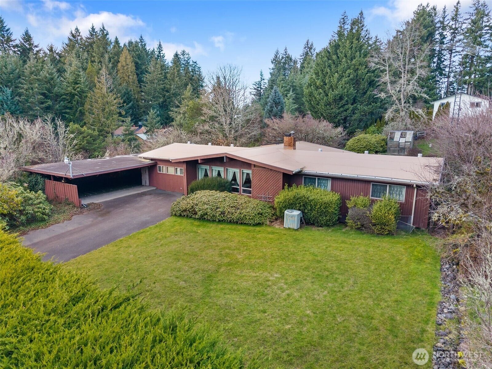 Property Photo:  1515  Seminary Hill  WA 98531 