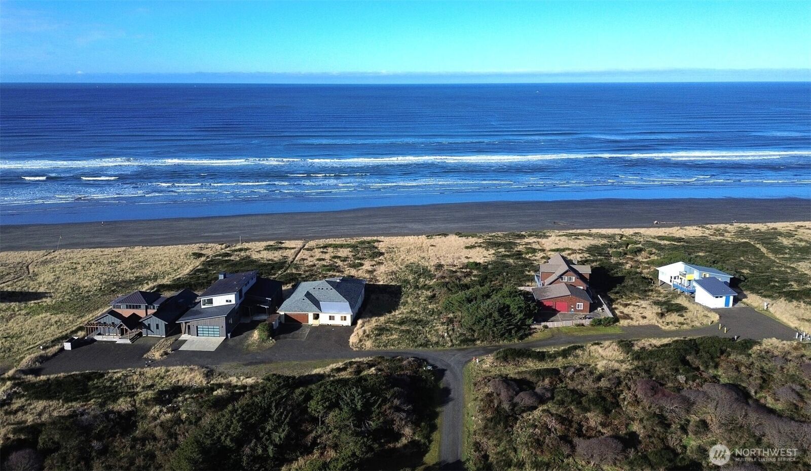 Property Photo:  3  Dune Crest  WA 98595 
