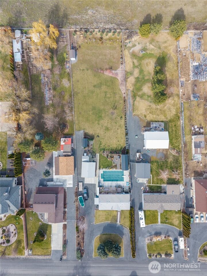 Property Photo:  7358  Blue Goose Road NE  WA 98837 