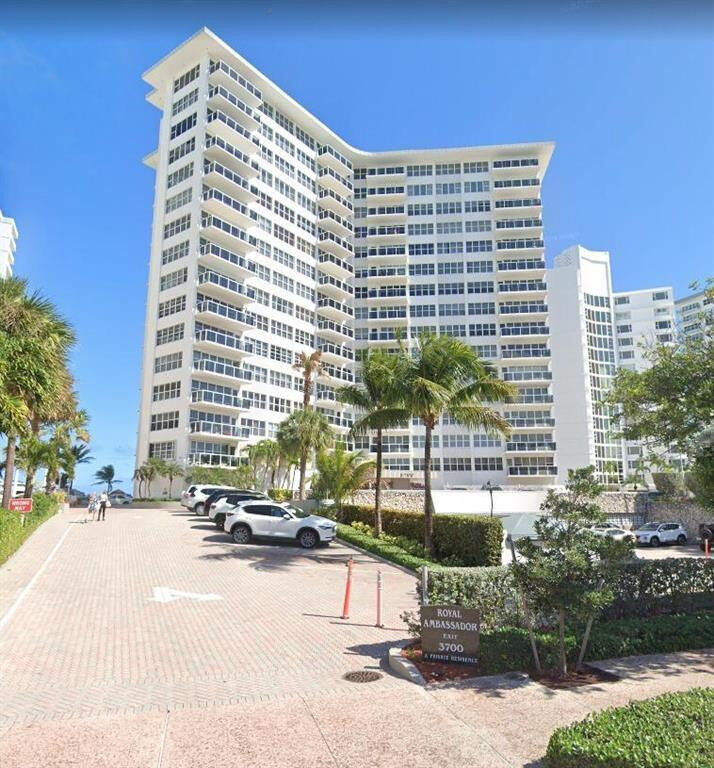 Property Photo:  3700 Galt Ocean Drive 1215  FL 33308 