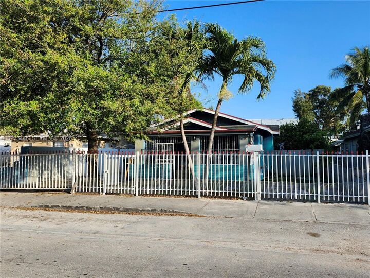 Property Photo:  227 NW 33rd St  FL 33127 