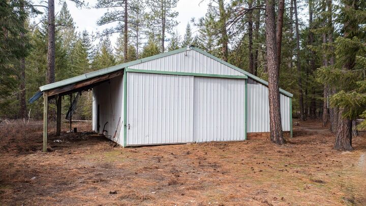 Property Photo:  35311 N Findley Rd  WA 99006 