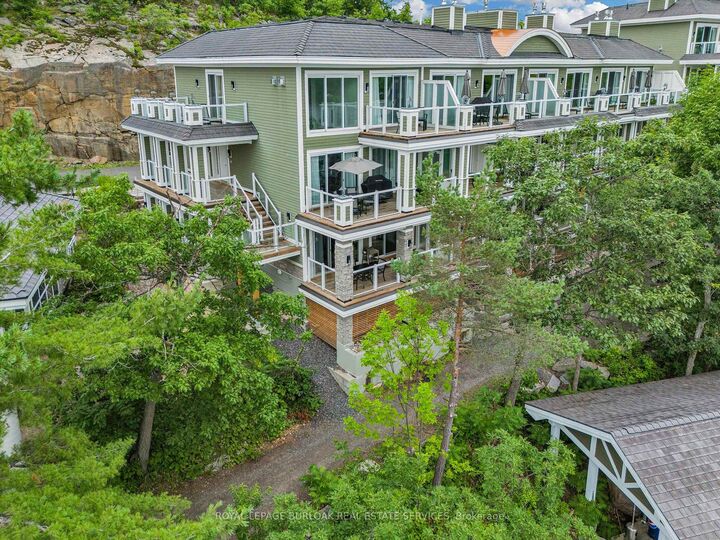 Property Photo: 1869 Muskoka 118 Road W Btv-W 101 ON P1L 1W8