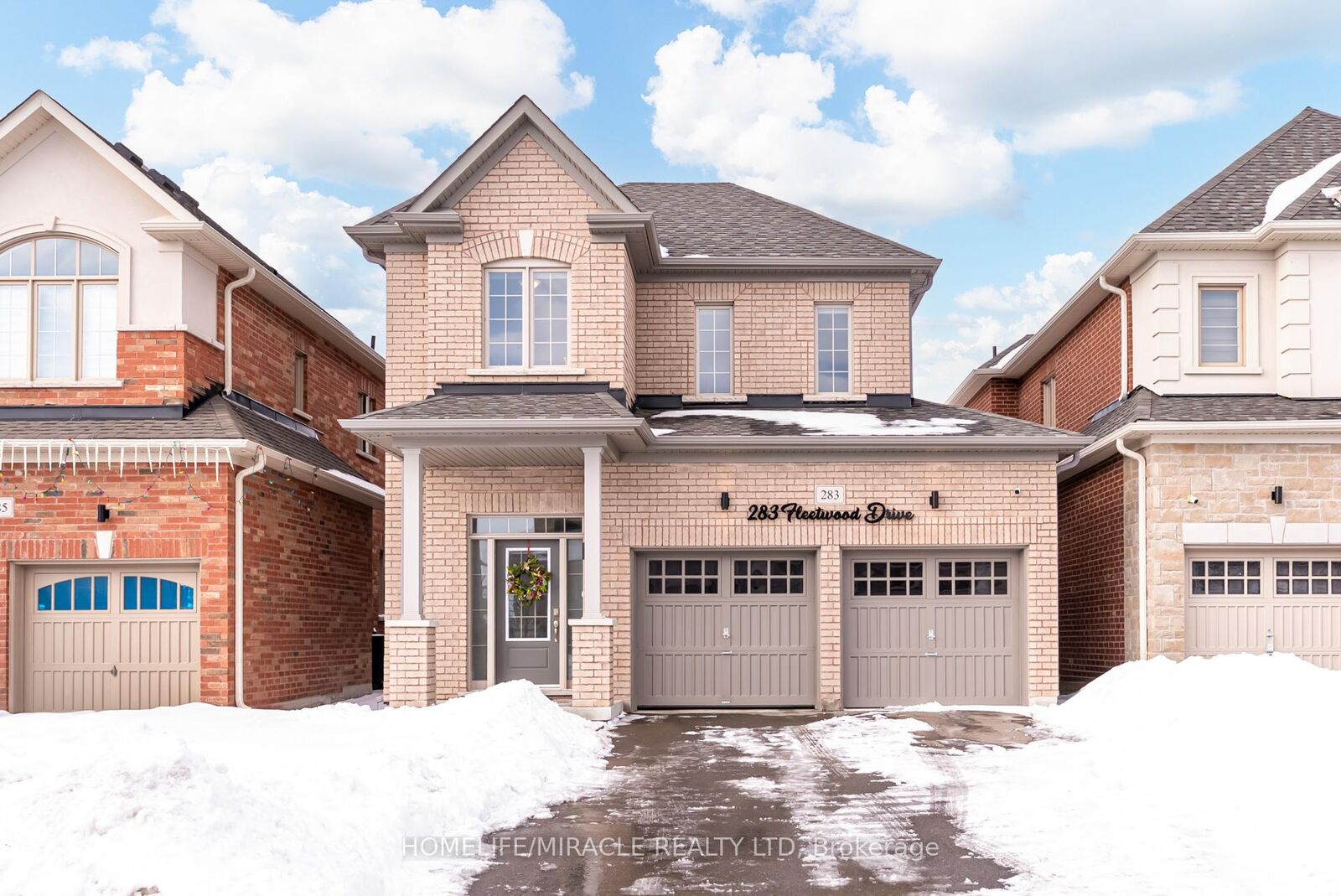 Property Photo: 283 Fleetwood Drive ON L1K 3E8