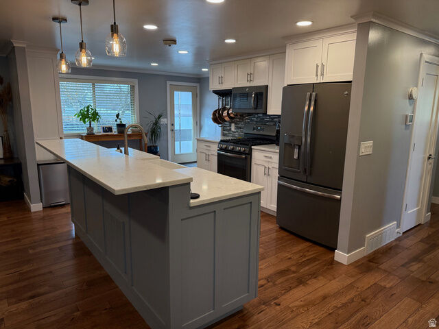 Property Photo:  362 E 9150 S  UT 84070 