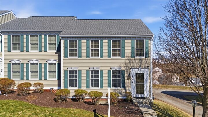 Property Photo: 1001 Raymond PA 15071