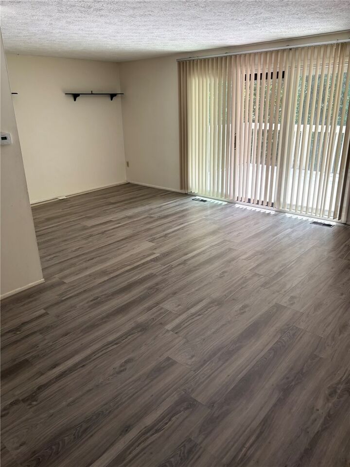 Property Photo:  531 Hunters Path Rd  PA 15017 