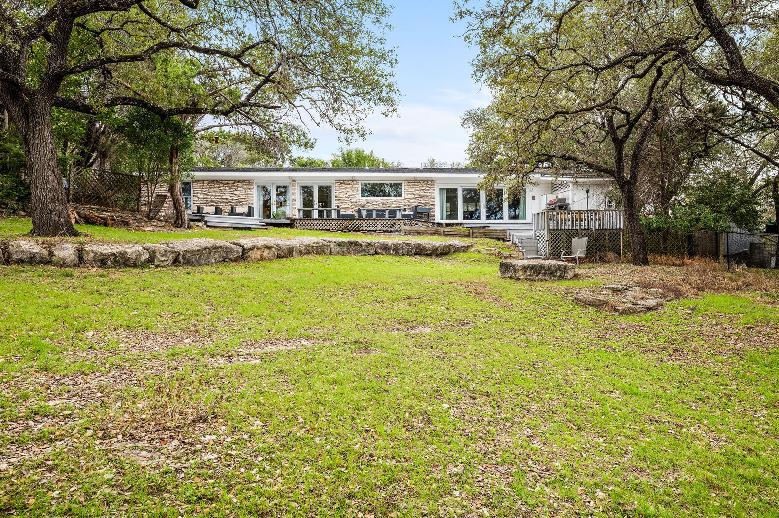 Property Photo:  5602 Blueridge Court  TX 78731 