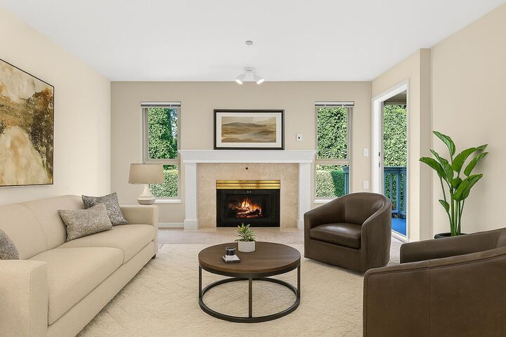 Property Photo:  843 22nd Street 205  BC V7V 4C1 