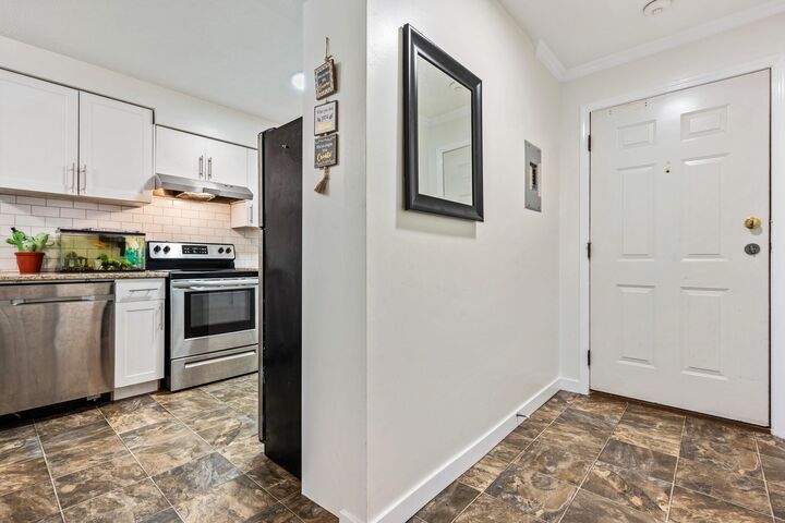 Property Photo: 7435 Shaw Avenue 207 BC V2R 3C1