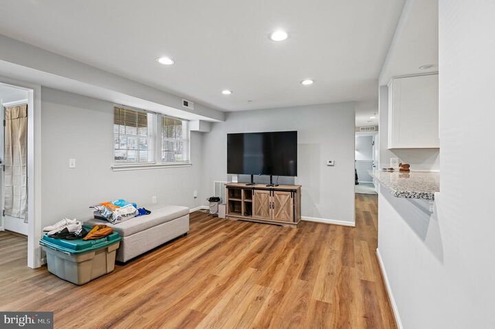 Property Photo: 6335 Green Field Road 1701 MD 21075