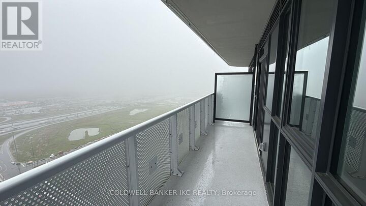 Property Photo:  225 Commerce Street 3908  ON L4K 0R1 