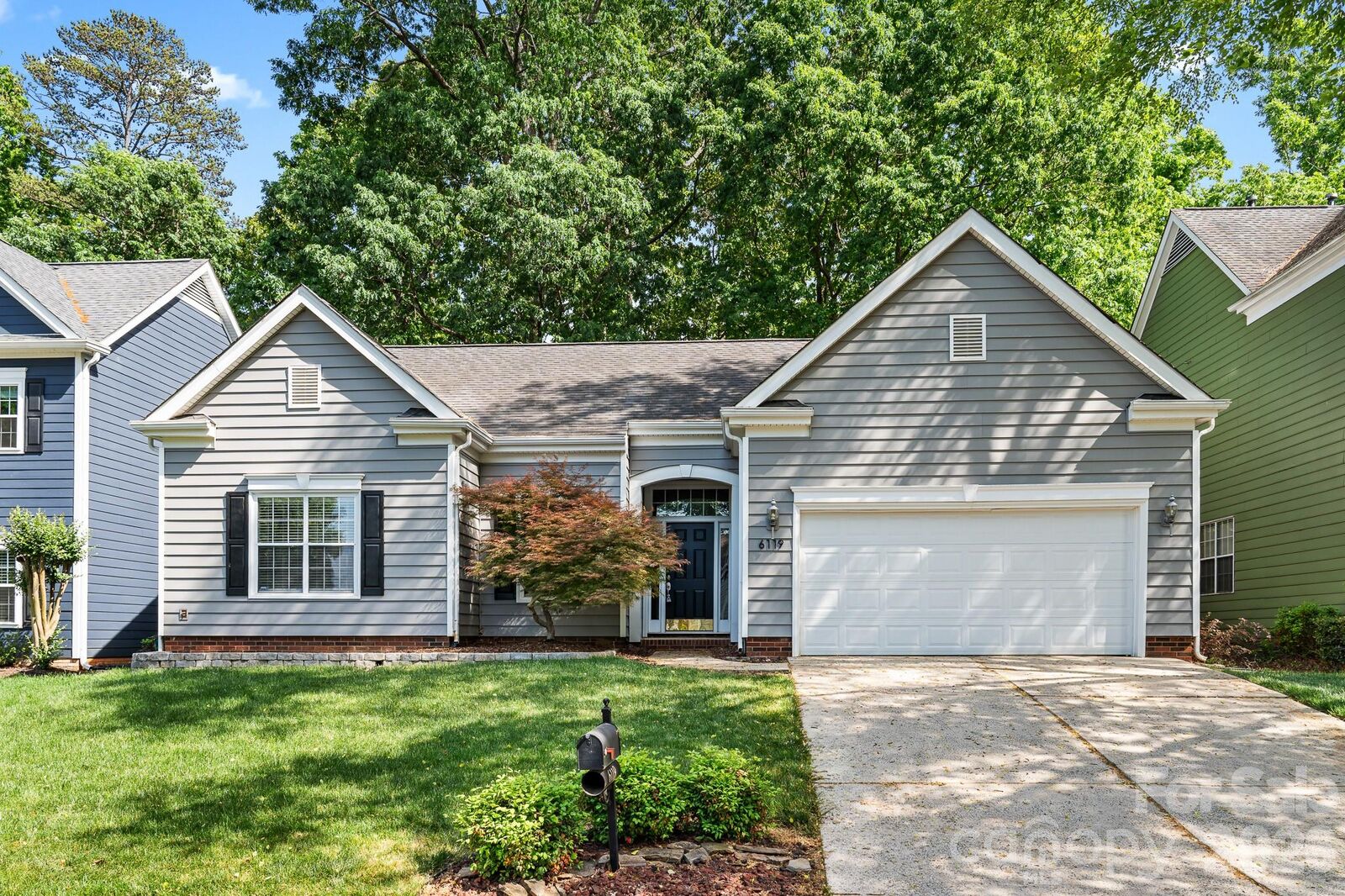 Property Photo:  6119 Park Hill Road  NC 28277 