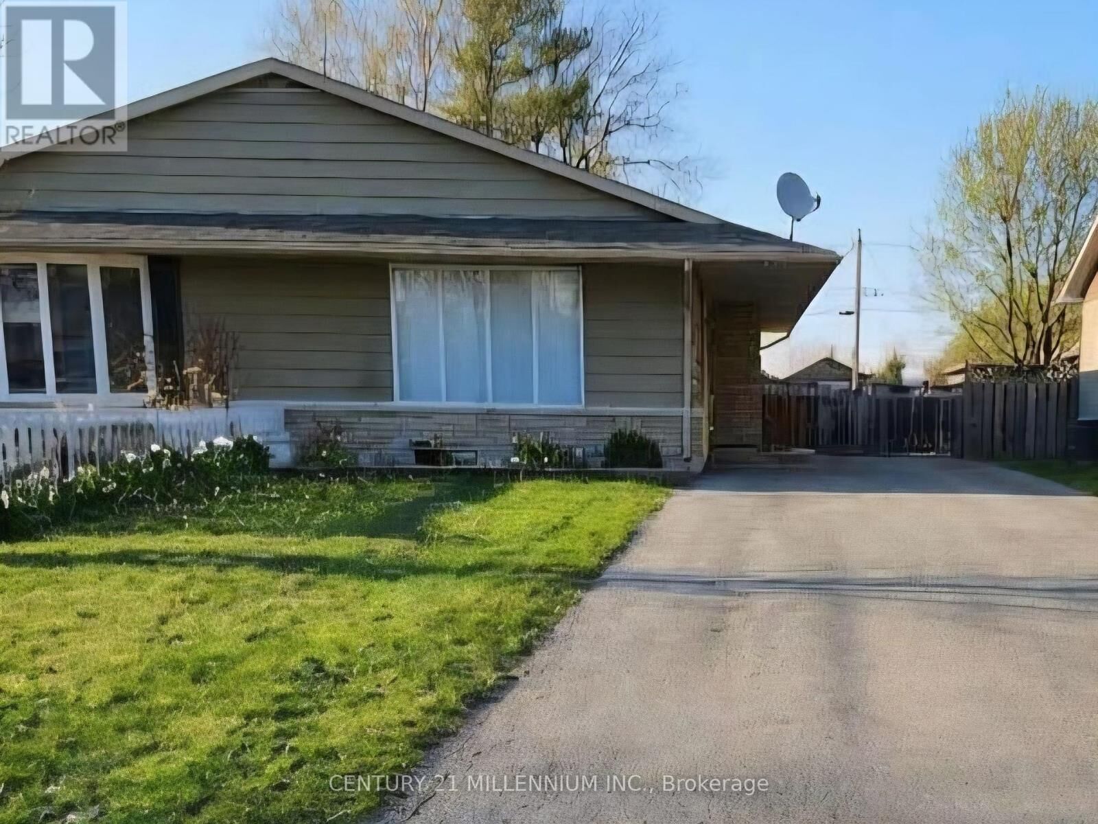 Property Photo:  79A Dawson Road  ON L9W 2W4 