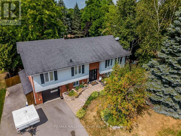 Property Photo: 61 Marshall Crescent ON L0M 1B1