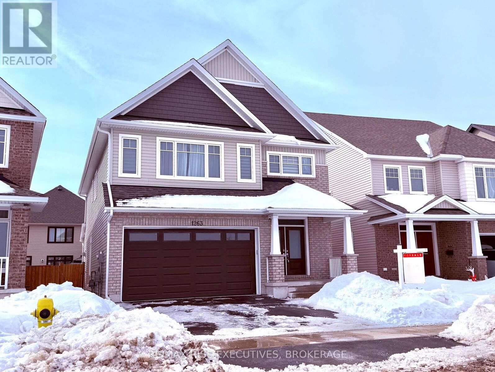 Property Photo:  1263 Wheathill Street  ON K7M 0H4 