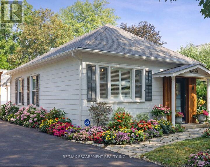 Property Photo:  267 Davy Street  ON L0S 1J0 