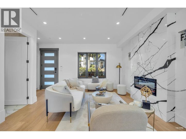 Property Photo: 1722 West 68th Avenue 1 BC V6P 2V8