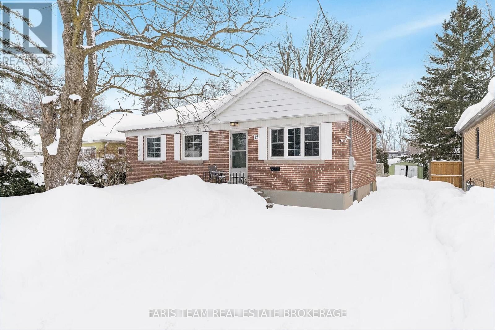 Property Photo: 18 Newton Street ON L4M 3N3