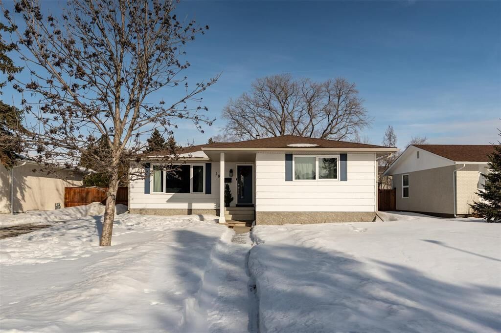 Property Photo:  198 Edgemont Drive  MB R2J 3H9 