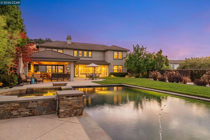 Property Photo: 120 Tamarind Ln CA 94526