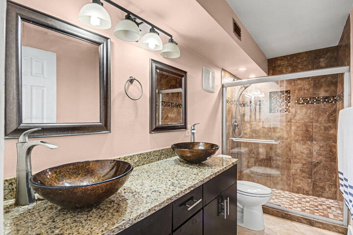 Property Photo:  30 Moreno Point Road 306B  FL 32541 