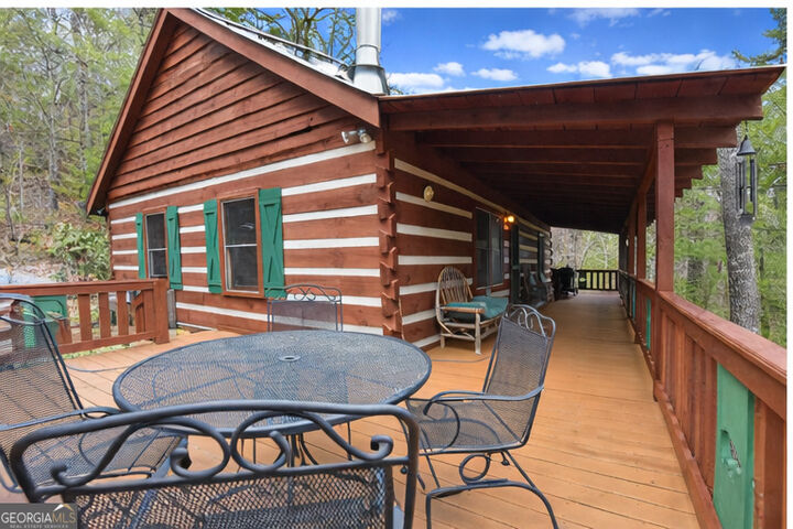 Property Photo: 206 Misty Hollow GA 30513