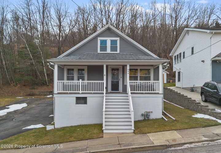 Property Photo:  944 Matthew Avenue  PA 18510 