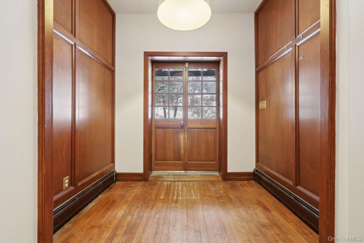 Property Photo:  32 E Lake Stable Road  NY 10987 