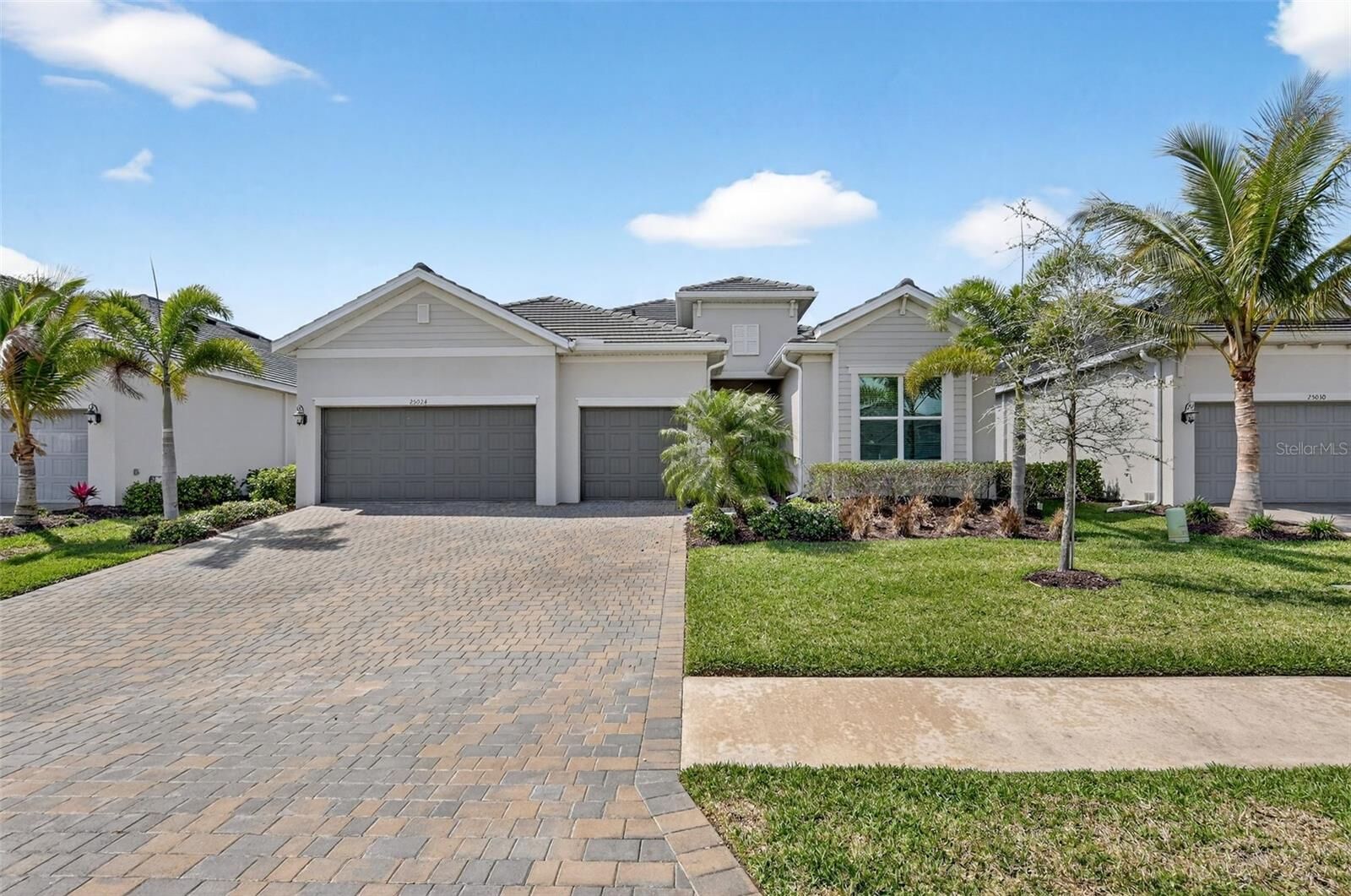Property Photo:  25024 Longmeadow Drive  FL 33955 