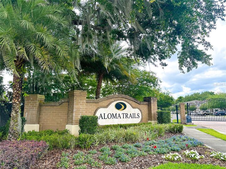 Property Photo:  7494 Aloma Pines Court  FL 32792 