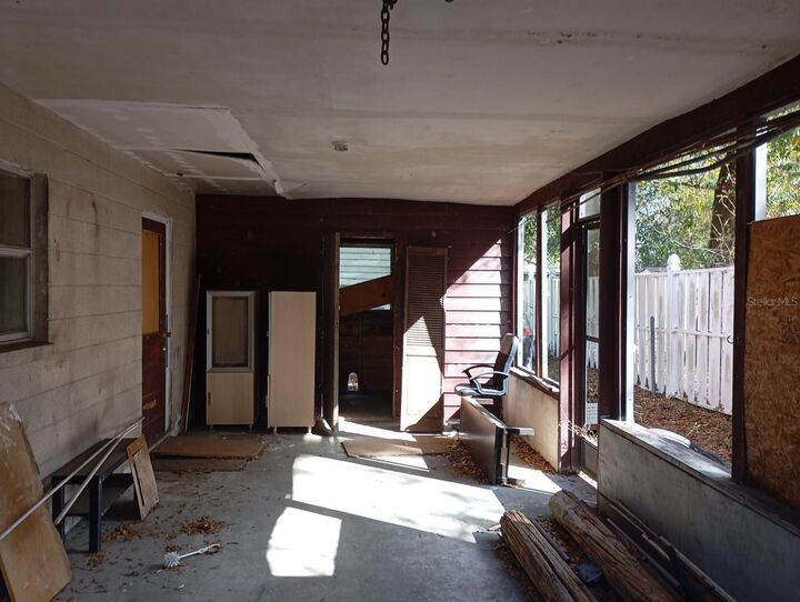 Property Photo:  2924 E 148th Avenue  FL 33559 