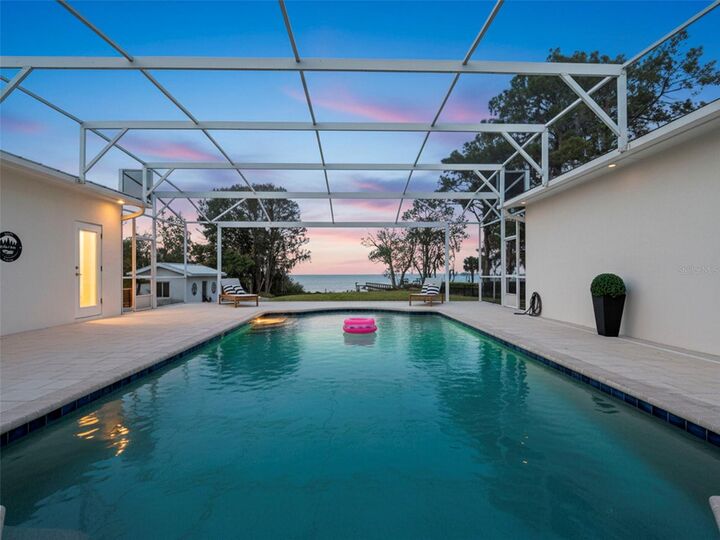 Property Photo:  1021 Temple Grove Place  FL 34787 